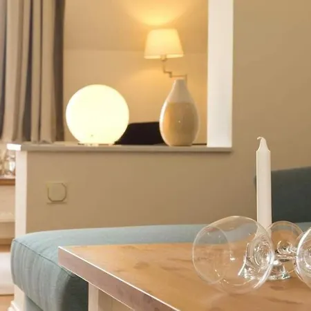 Dora App 10 هيرينجسدورف